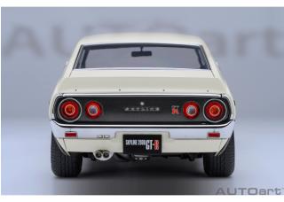 NISSAN SKYLINE 2000 GT-R (KPGC110) TUNED VERSION „CARBON BLACK BONNET“ weiß AUTOart 1:18 Composite